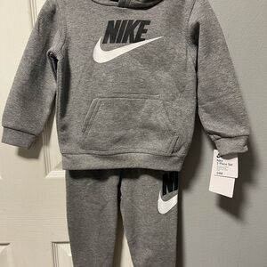 Nike Kids Gray Sweatpants Set